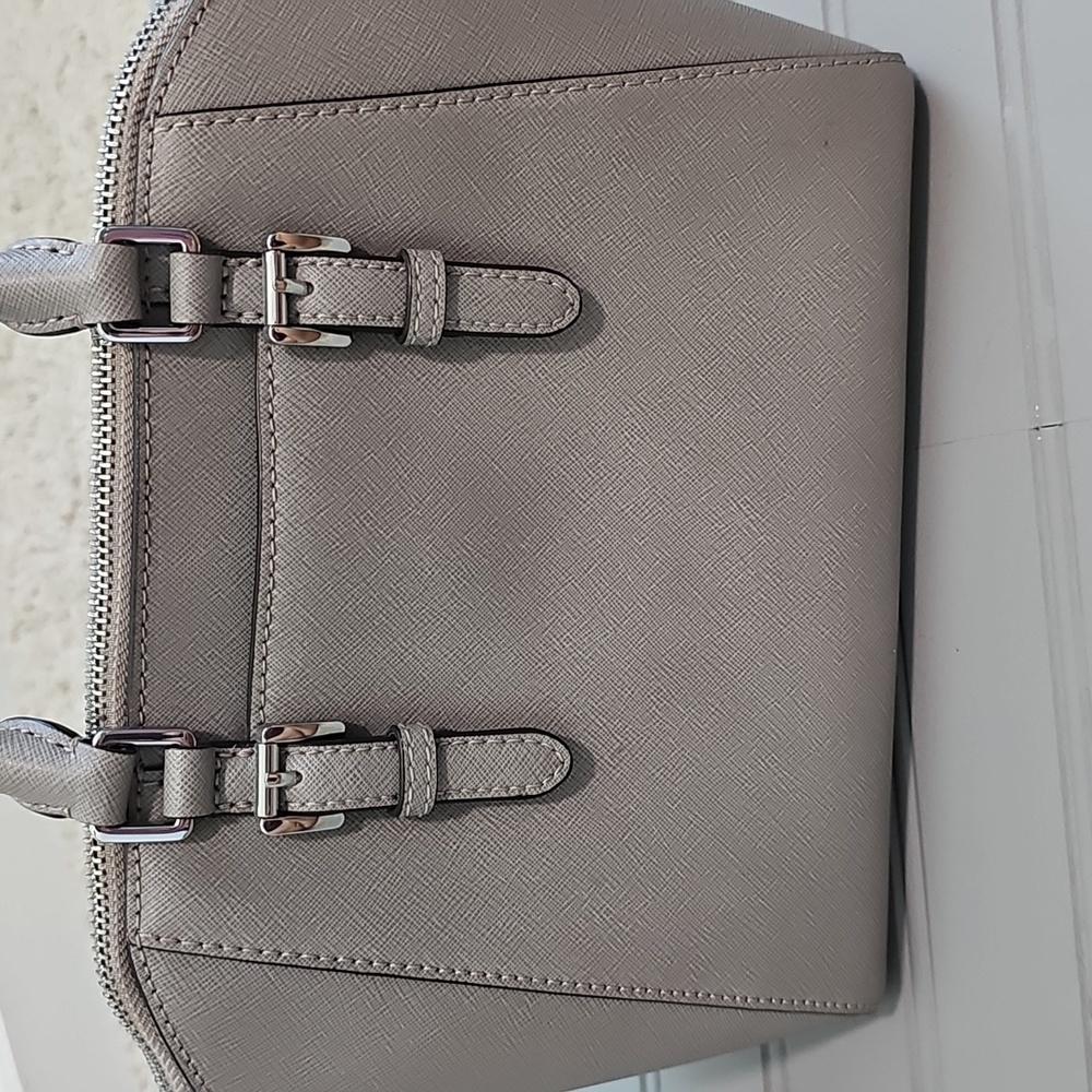 Michael Kors Gray Ciara Purse. - Picture 10 of 17